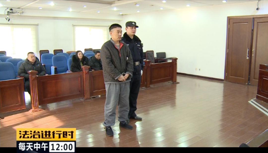 北京朝阳58岁“女村霸” 欺行霸市14年,获刑15年(图40)