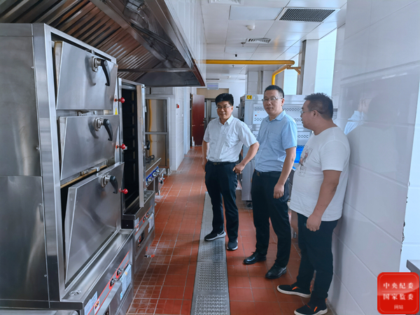 “决不把今天的工作留到明天”  追记江苏省盐城市纪委监委第九监督检查室主任朱陈(图1)